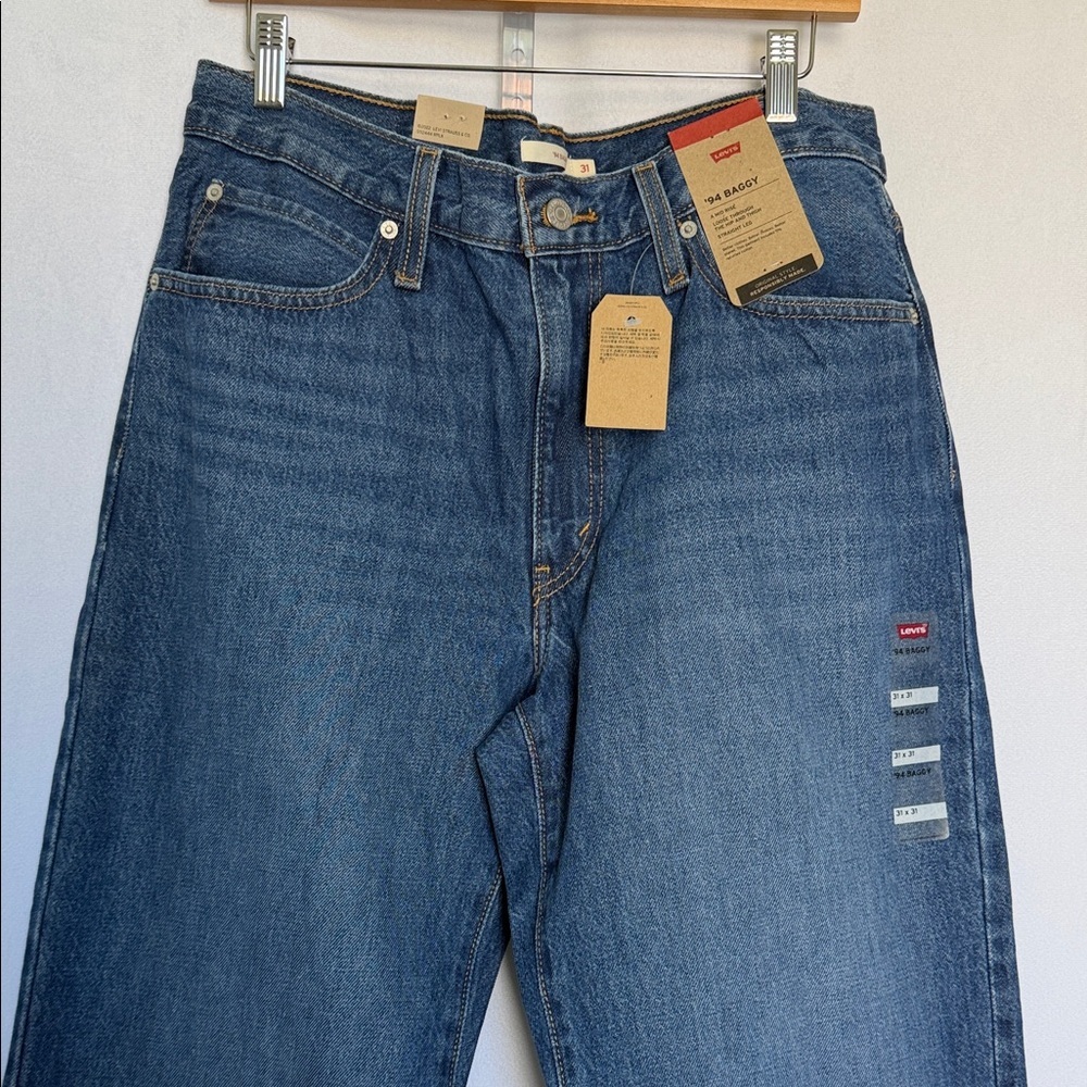 NWT Levi's Women's '94 Baggy Wide-Leg Relaxed-Fit Denim Jeans Size 31 (12) - Picture 3 of 13